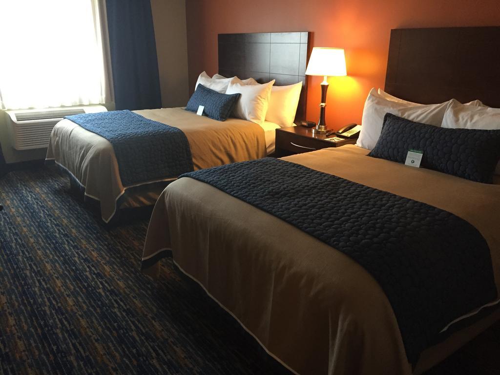 Grandstay Hotel & Suites Mount Horeb - Madison Quarto foto