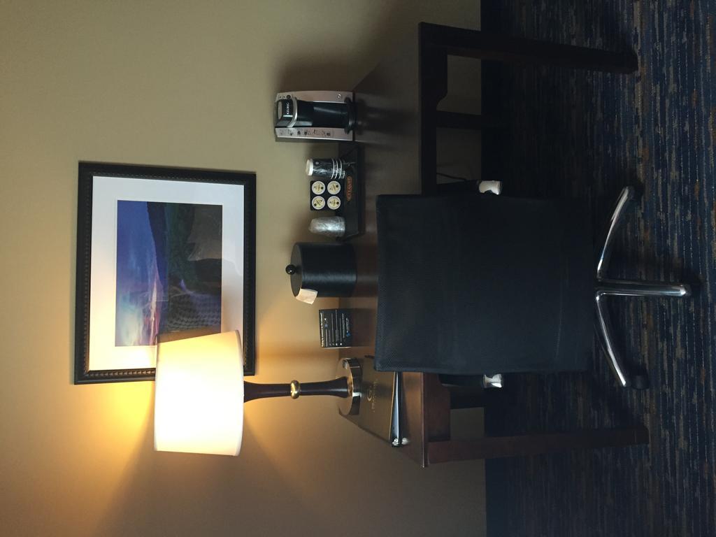 Grandstay Hotel & Suites Mount Horeb - Madison Quarto foto