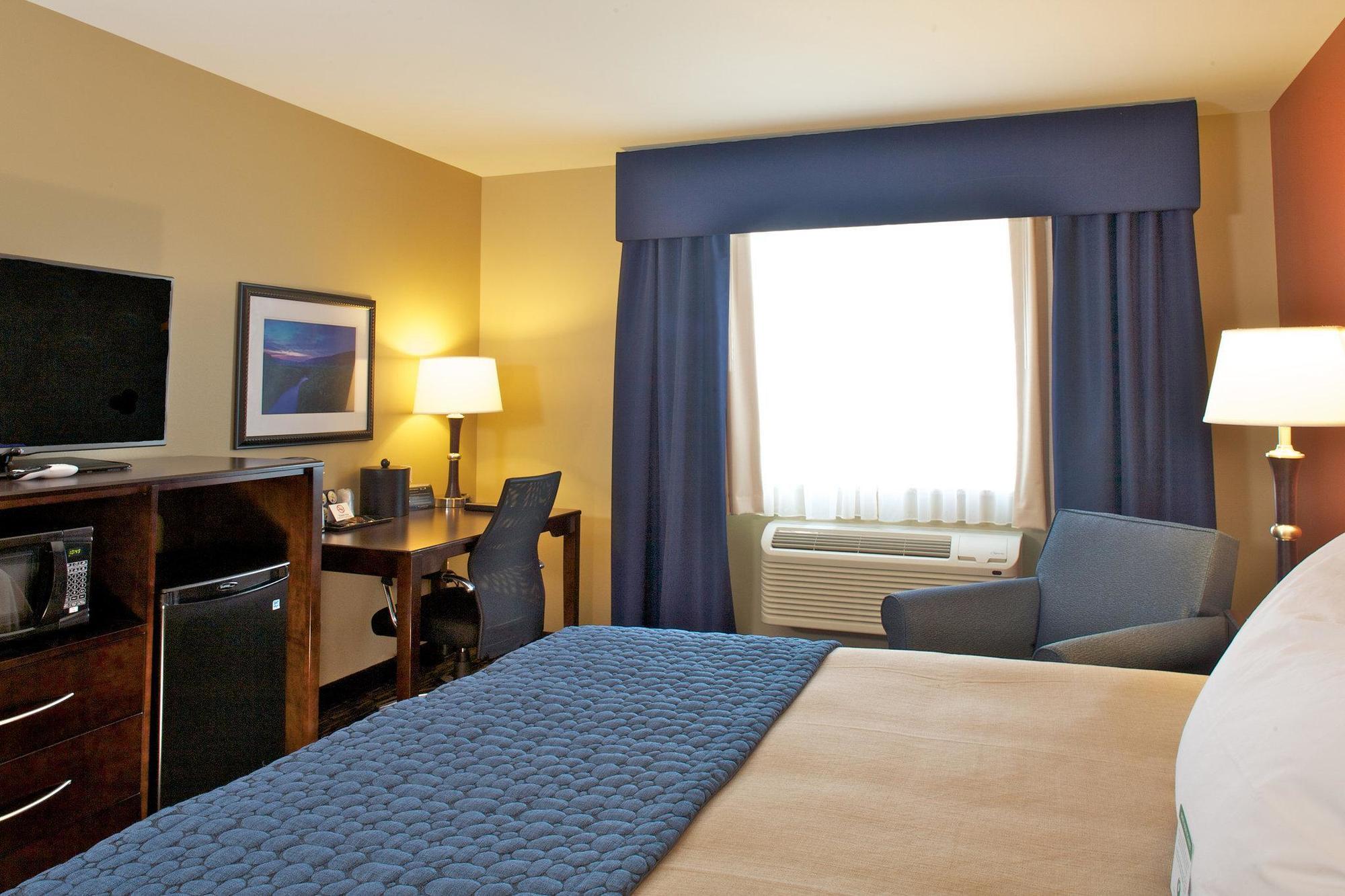 Grandstay Hotel & Suites Mount Horeb - Madison Exterior foto