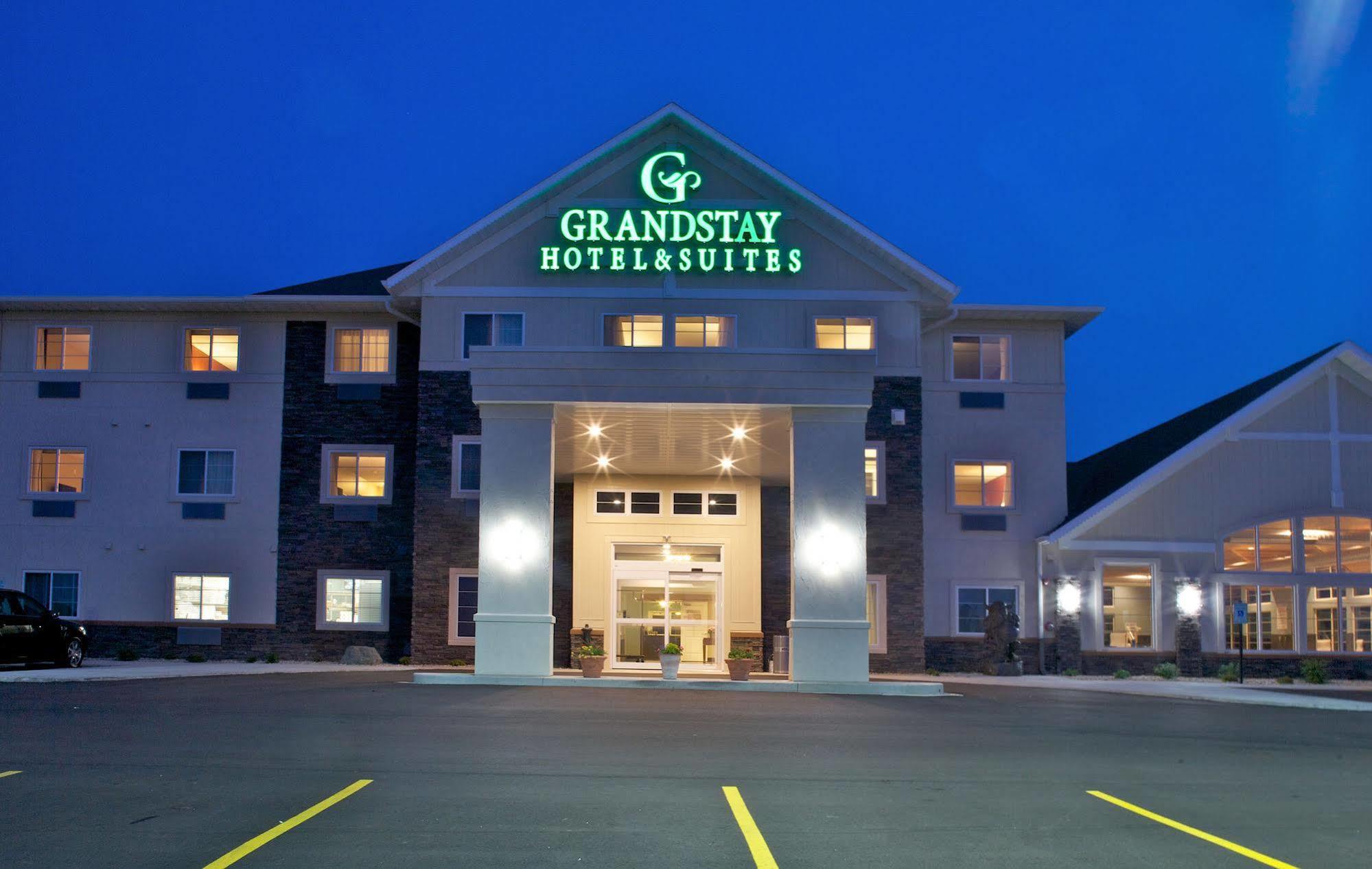 Grandstay Hotel & Suites Mount Horeb - Madison Exterior foto