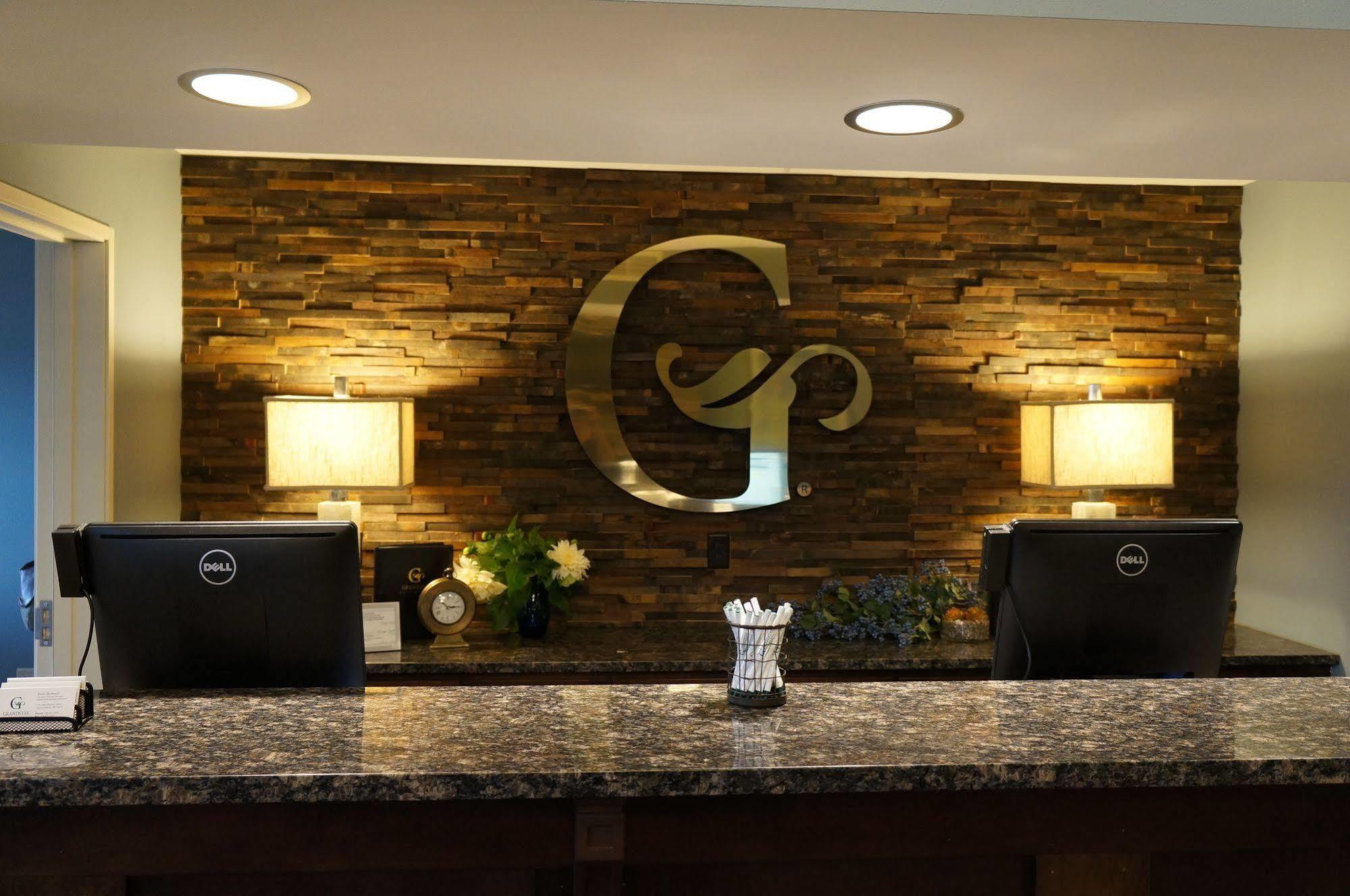 Grandstay Hotel & Suites Mount Horeb - Madison Exterior foto